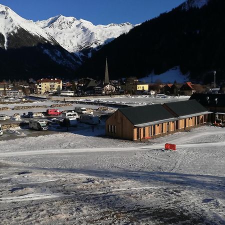 Camping Hochoben Hotel Mallnitz Exterior photo